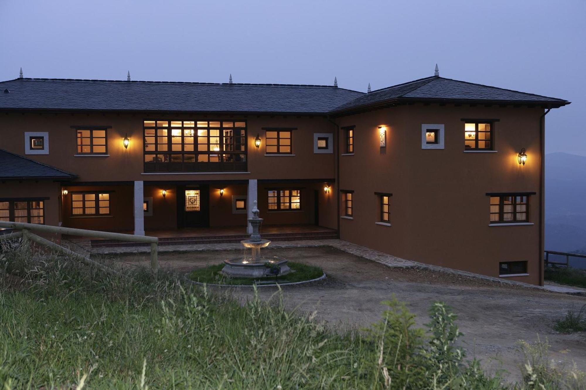Villayón Hotel Rural Yeguada Albeitar מראה חיצוני תמונה